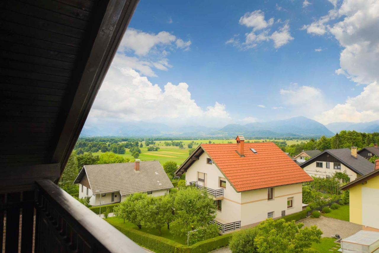 Apartments Rikli Rodine Near Bled Bagian luar foto
